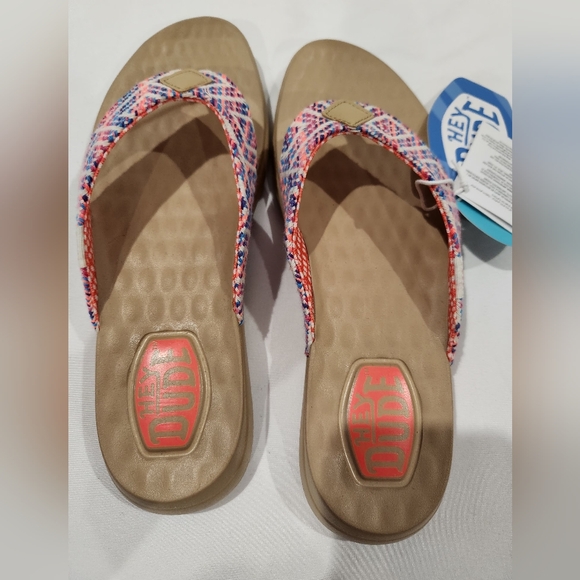 NWT Hey Dude Christi Flip Surf Baja Multicolor Sandals - Picture 7 of 8